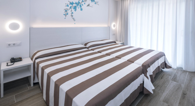 Hotel Serhs Oasis Park