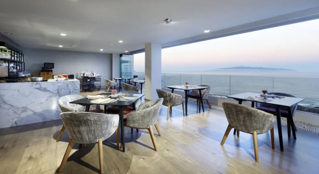 Двухместный номер with Rock Royalty Benefits Deluxe Отель Hard Rock Tenerife