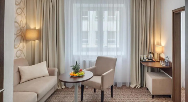 Полулюкс Hotel Atlas
