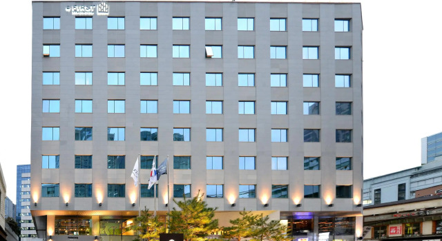 Кровать в общем номере Hotel Midcity Myeongdong
