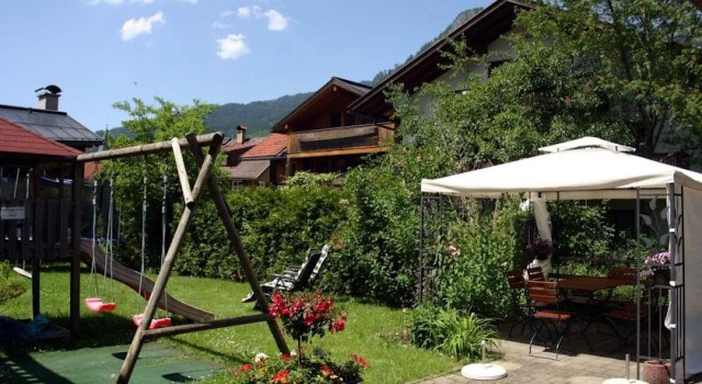 Alpenlandhotel Hirsch, Varaa Hotelli Hotellit Baijeri pysäköinnillä, Pysäköinti