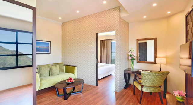 Двухместный полулюкс c 1 комнатой Four Points by Sheraton Srinagar