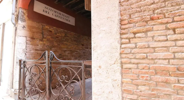 WellVenice Fenice, Забронировать Отель Отели Венеции 3 звезды, 3*