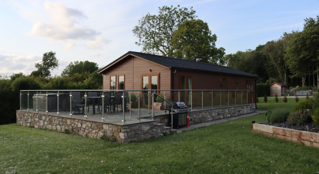 Pine Lodge