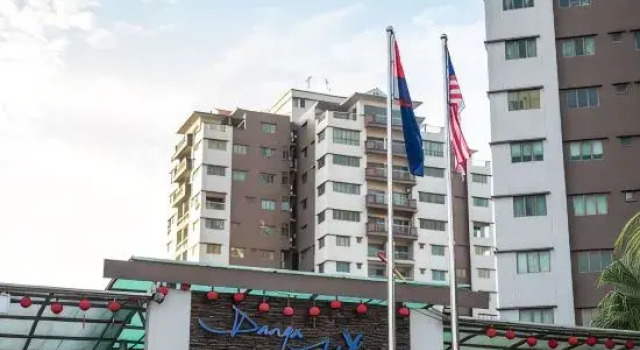 A Modern 3BR Home Near Danga Bay, Free Parking, Varaa Hotelli Hotellit Johor pysäköinnillä, Pysäköinti