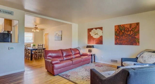 Colorado Springs Golf Value! 3 Bds, Dog-friendly, Book Lejlighed Hoteller i Columbia med parkering, Parkering