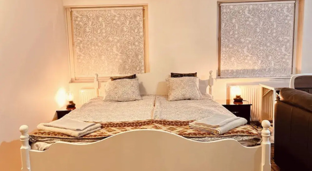 Апартаменты c 1 комнатой с видом на сад Charming Studio Flat In Sollentuna, Stockholm
