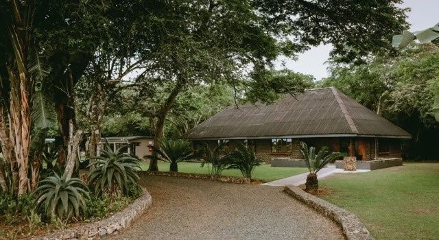Коттедж Ezulwini Game Lodge