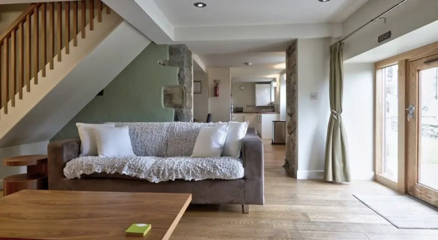 2 Bed - The Cottage