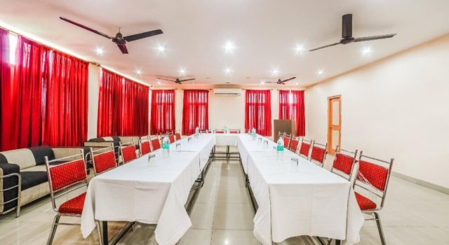Rajdhani Tourist Motel, Rezerwuj Motel Motele w Rajasthan, Motel