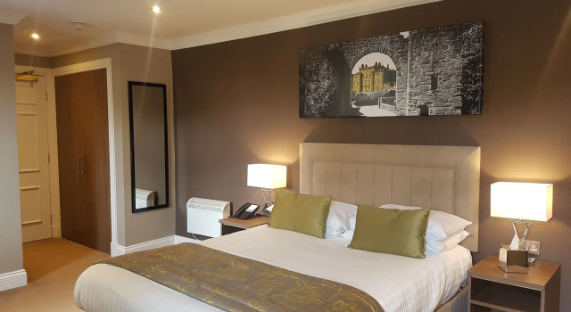 Fairfield House Hotel, Забронировать Отель Отели Эр с парковкой, рядом с Rozelle Park, Парковка