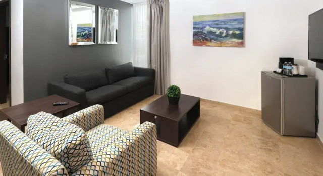 Люкс с балконом Holiday Inn Resort Mazatlan by IHG