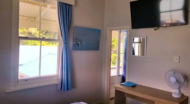 Mangonui Hotel