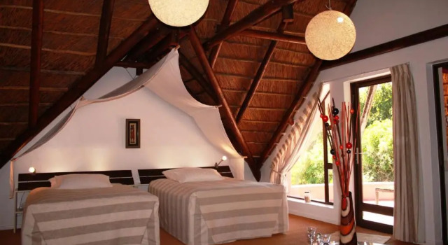 Двухместный номер Deluxe Thulani River Lodge