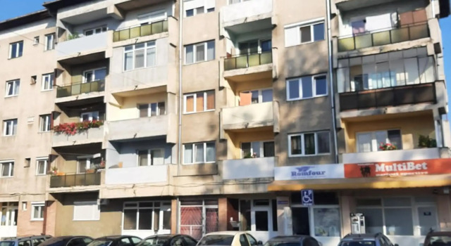 Eli, Varaa Hotelli Oradea 