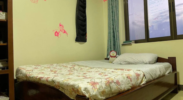Кровать в общем номере Room-nshuti Spacious Quiet Rm For Short