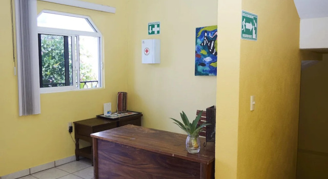 Posada Casa Chiros, Book Hotel Barra de Navidad 