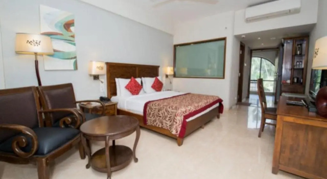 Номер Deluxe с видом на бассейн Neelam's The Grand Hotel Goa
