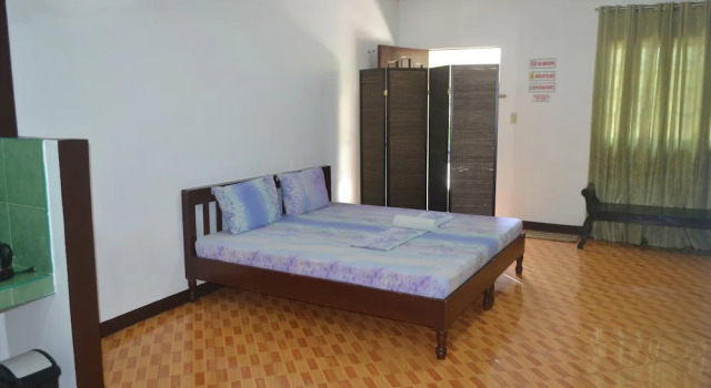 Номер Deluxe Antonio's Apartelle & Suites