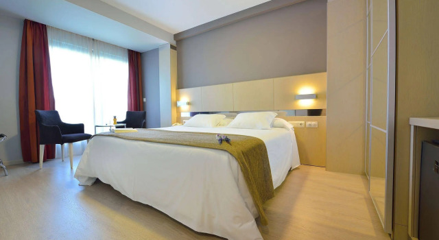Hotel Puente de La Toja, Varaa Hotelli Ardia O Grove Peninsula