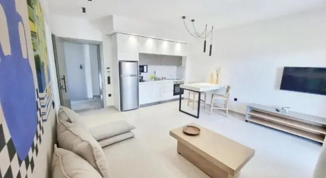 Люкс с балконом Achillion Suites