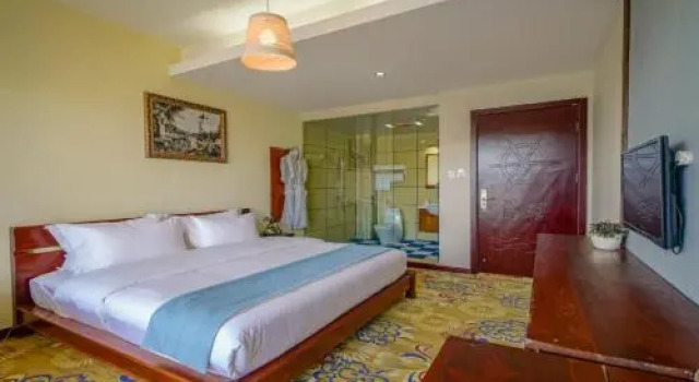 Floral Hotel Dali Erhai Luke Jinsuo Island Seaview, Rezerwuj Hotel Dali Yunnan