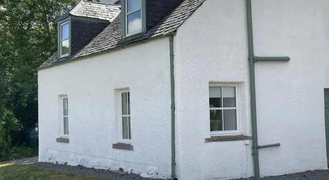 Darris Farmhouse, Rezervați Casă de vacanță Dores Loch Ness