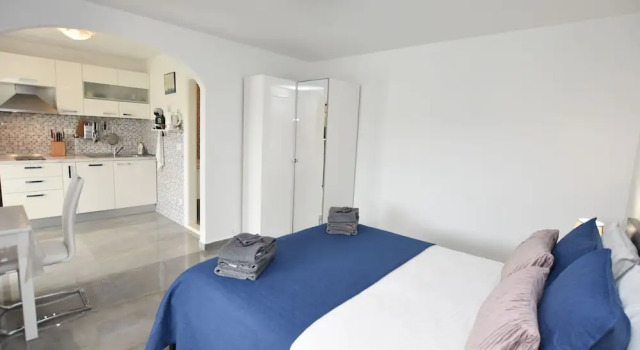 Студия с балконом Apartments Zorica