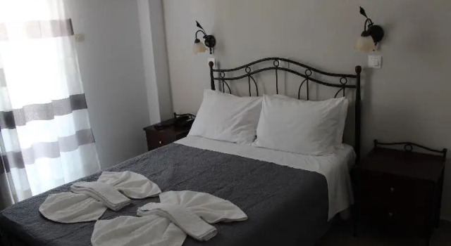 Двухместный номер Standard с балконом Nikolas Hotel