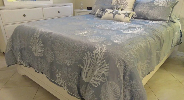 Estero Yacht & Racquet 123 1 Bedroom 2 Bathrooms Condo, Забронировать Апартаменты/квартира Отели Истеро с парковкой, Парковка