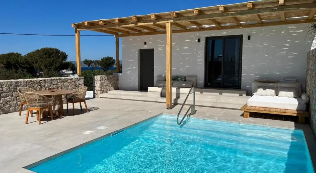 Коттедж Milos Villas Complex