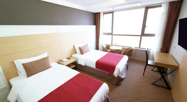 Двухместный номер Standard Eastern Hotel Jeju