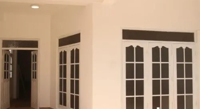 Sanovin Hotel, Reserva ahora Hotel Hoteles en Mirissa con aparcamiento, Aparcamiento