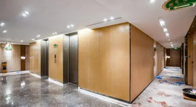 Vienna Hotel (Zhuhai Hengqin Port Ocean Kingdom), Boek Hotel Hotels in Guangdong met parkeren, Parkeren