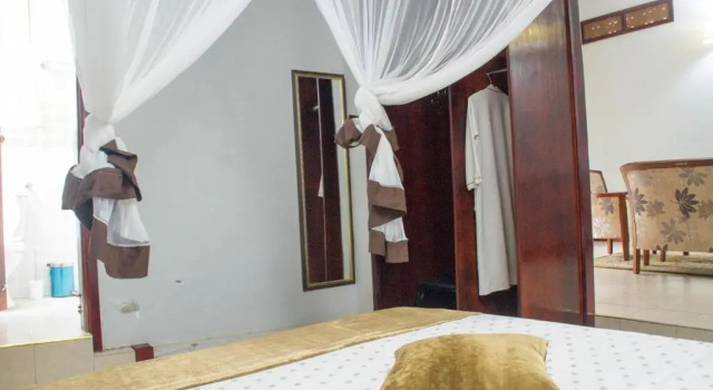 Люкс Deluxe Oxford Royal Hotel