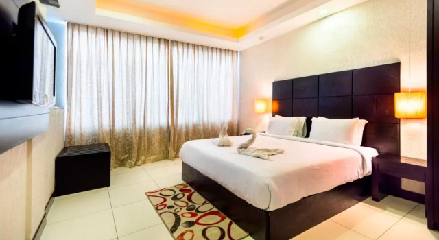 Люкс The Bentley Seaside Boutique Hotel
