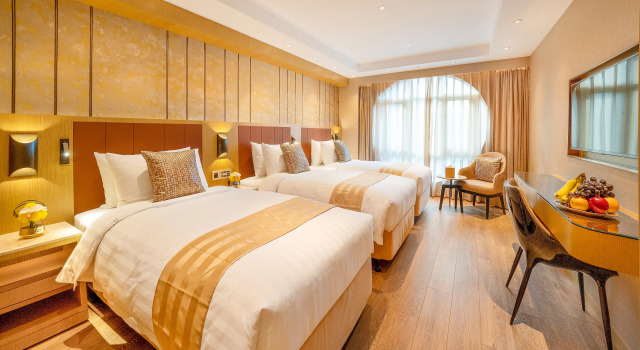 Grand Dragon Hotel