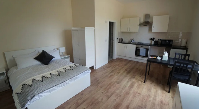 Апартаменты Arbourfield Lodge