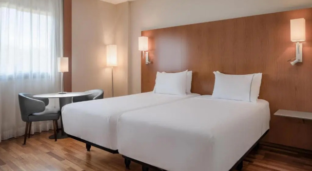 Standard Twin room AC Hotel Murcia by Marriott
