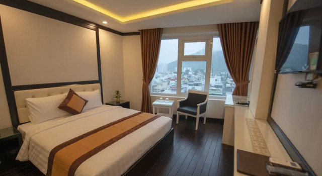 Двухместный номер Deluxe с видом на окрестности DHP Luxury Hotel