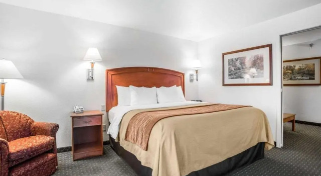 Трёхместный люкс Comfort Inn & Suites Rawlins