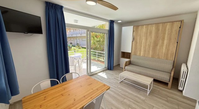 Апартаменты Superior Agi Rescator Apartments