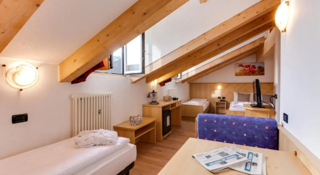 Семейный номер Comfort Phi Hotel Bellamonte