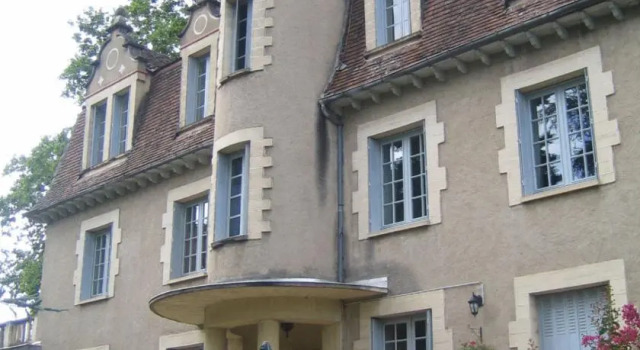 Chateau La Roussille, Book Hotel Pradines Lot Valley