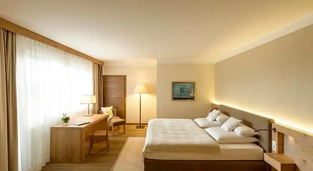 Номер Deluxe Bauer Hotel und Restaurant