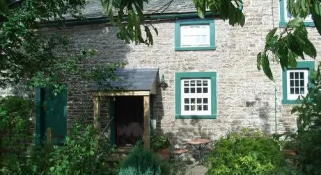Wallace Lane Farm - Farm Home, Rezervasyon Çiftlik Konaklaması Merseyside otoparklı oteller, Otopark