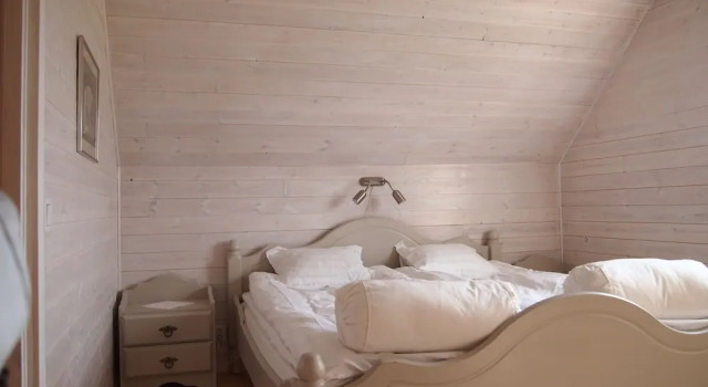 Augustas Bed & Breakfast AB, Rezerwuj Hotel Hotele w Falkenberg z parkingiem, Parking