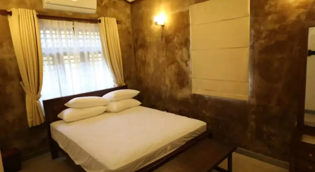 Rakuen Beach Villa