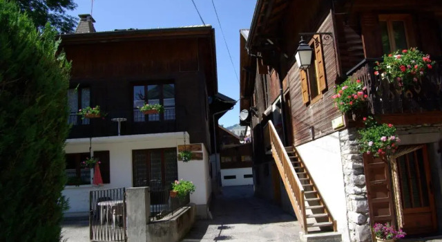 Appart Pointe de Nyon Morzine Centre 4 à 6 pers calme jardin vue parking, Забронировать Апартаменты/квартира Апартаменты Морзин, рядом с Горнолыжный подъемник Мас Вержю, Апартаменты/квартира