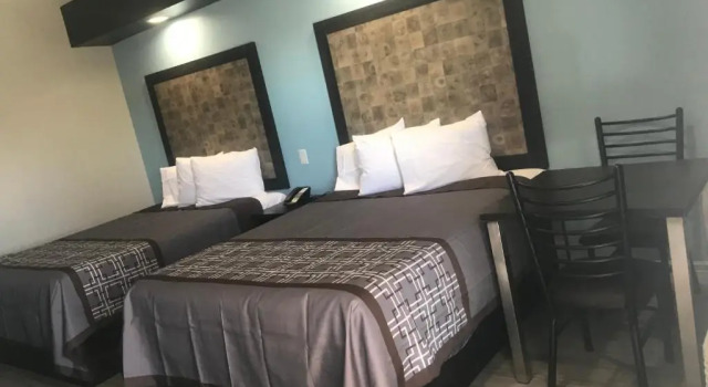Номер Deluxe The Residency Suites